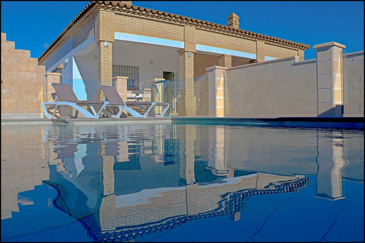 Chalet Peñuelas con piscina Conil De La Frontera Exterior foto